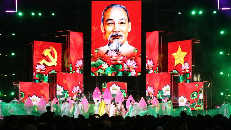 Đặc sắc chương trình nghệ thuật “Rạng rỡ Đắk Lắk - Chào năm mới 2026”